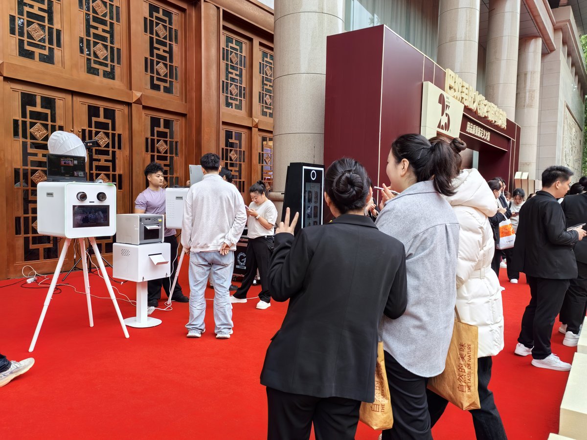 AI智能拍照设备现场